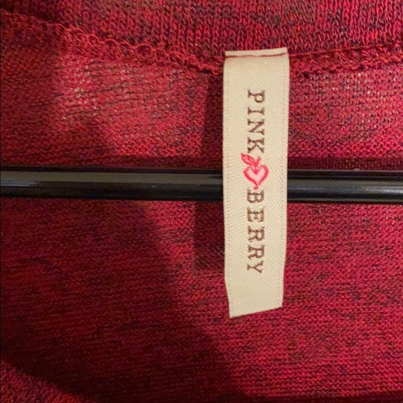 Cute top - Picture 3 of 5